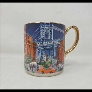 Anthropologie 2024 NYC “Holiday In The Park" Mug Great pre-loved Condition